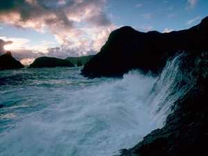 How would you like to sail around these rocky islands off the English coast? 